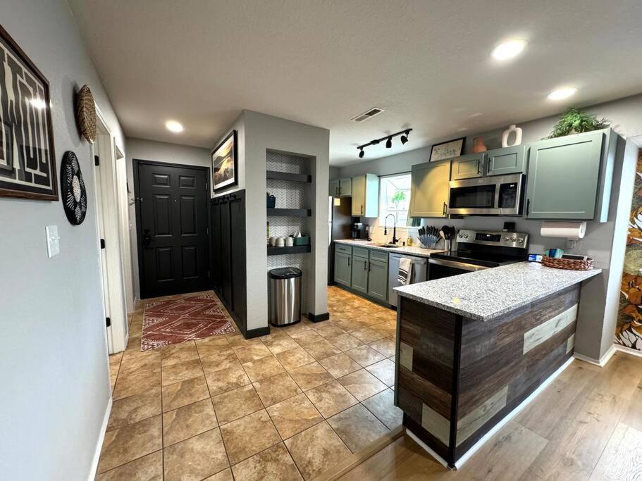 Modern Comfort: Updated Cozy Condo In Indian Point Branson Exteriér fotografie