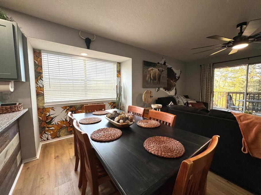 Modern Comfort: Updated Cozy Condo In Indian Point Branson Exteriér fotografie